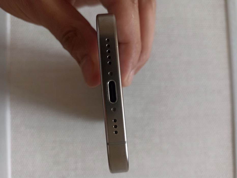 Iphone 15 pro 128 sim+esim