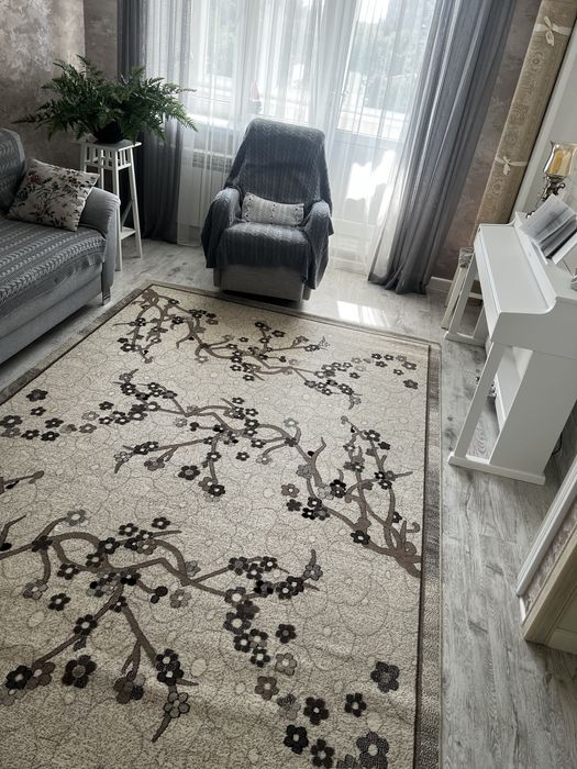 Ковер шерстяной