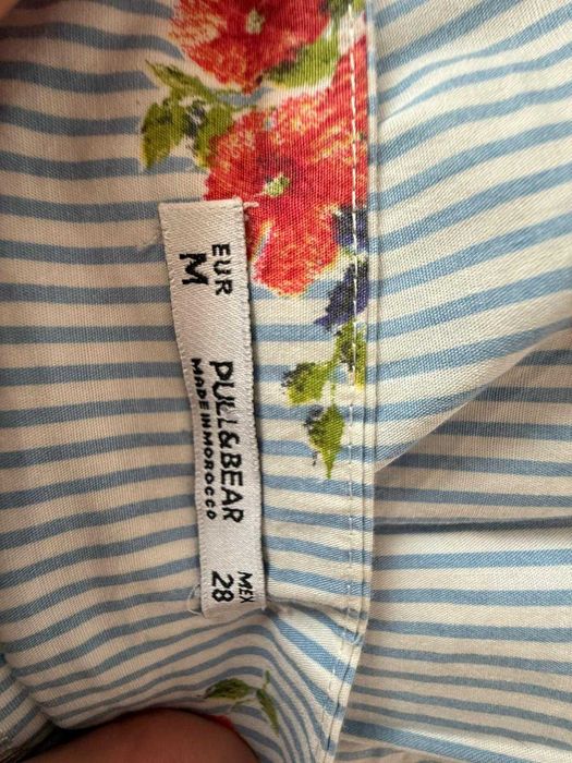 2 crop tops la pret de 1