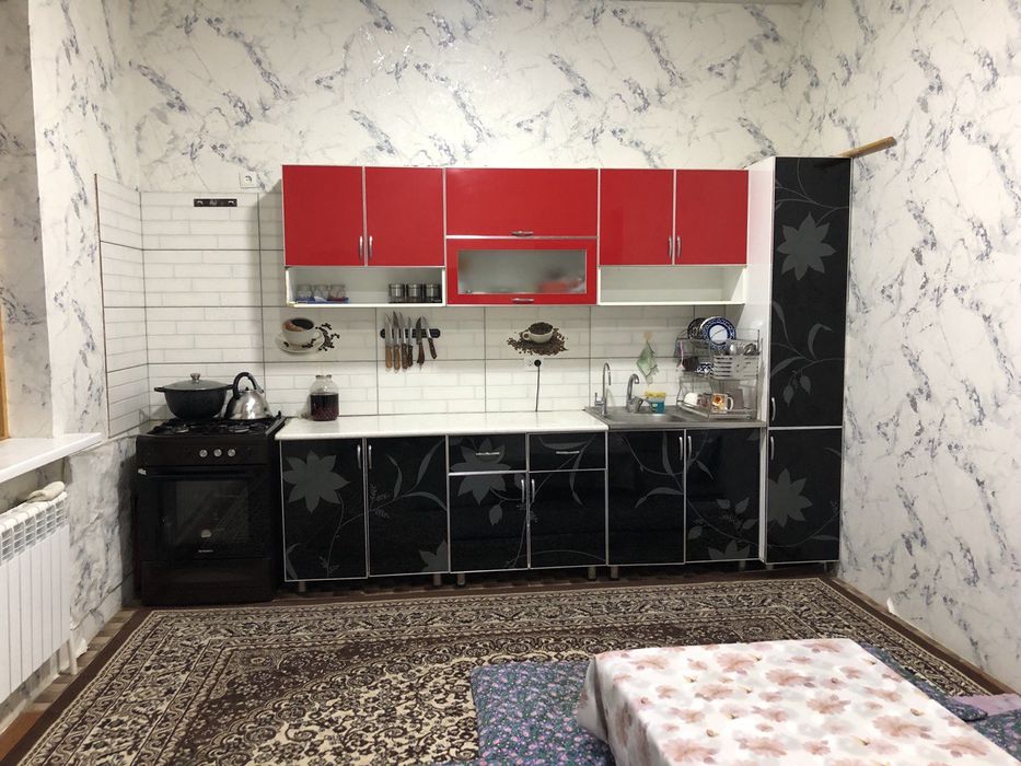 Srochna Hovli sotiladi Oltintepa meblnida fayzli honadonimiz sotuvda