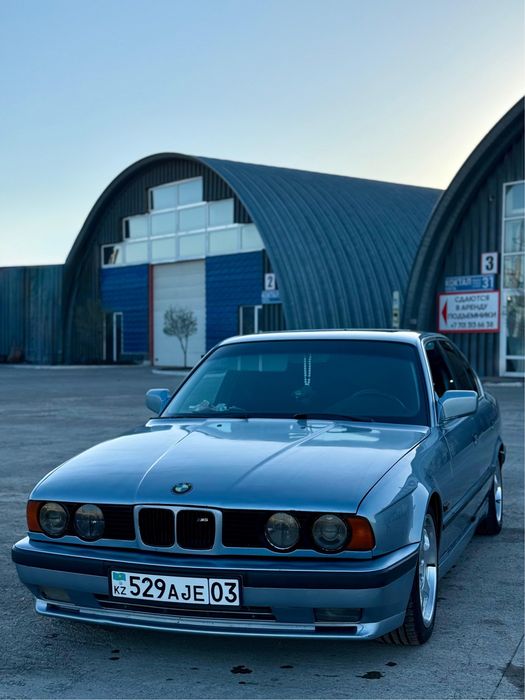 Продам Bmw e34 530