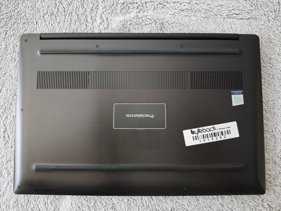 Dell Precision 5530 i7-8850H RAM 32 HDD 512 Quadro P1000 FHD IGZO