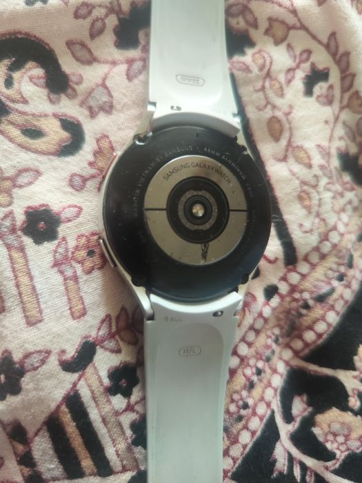 Vând Samsung Galaxy wachi4