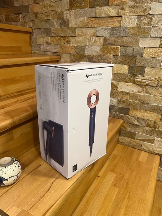 Dyson Supersonic HD07 Gift Box