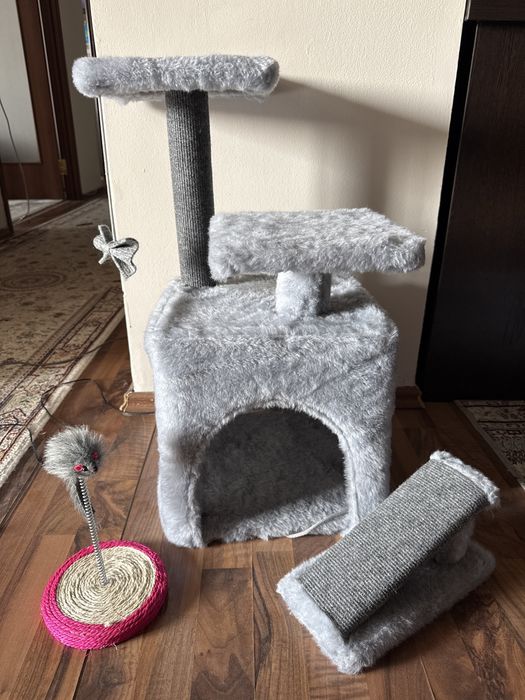 Домик для кошек и котов