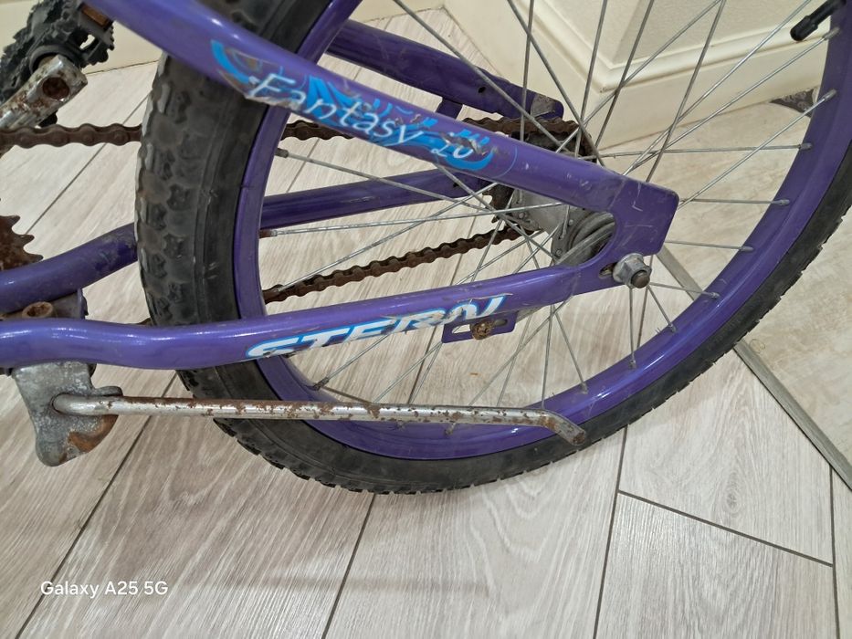 Бесплатно отдам велосипед.