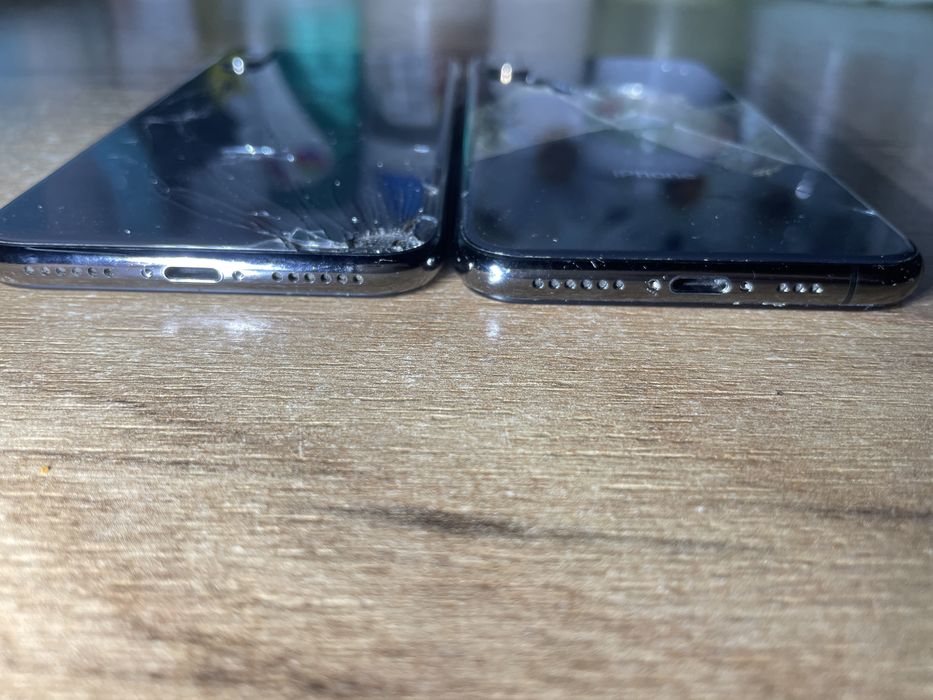 Продам Айфон Х и XS