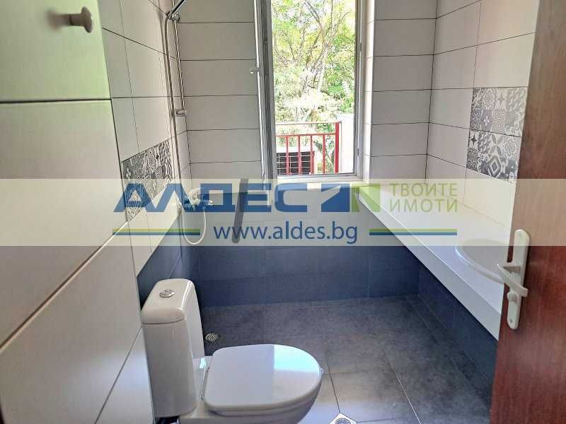 Продава се обзаведен едностаен в Оборище до бул. Мадрид