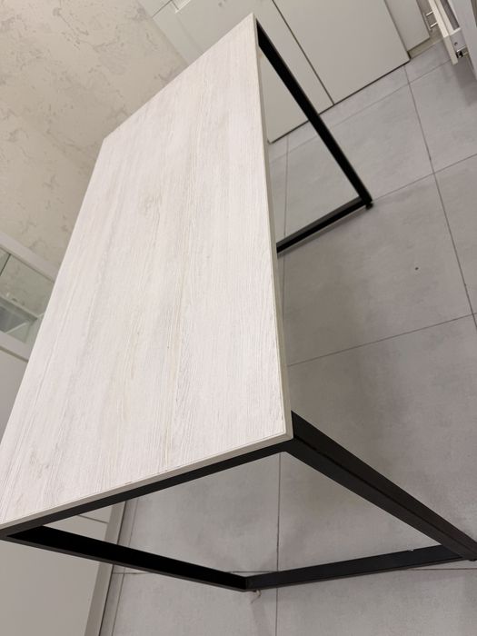 Офисный стол сотилада иккита бор