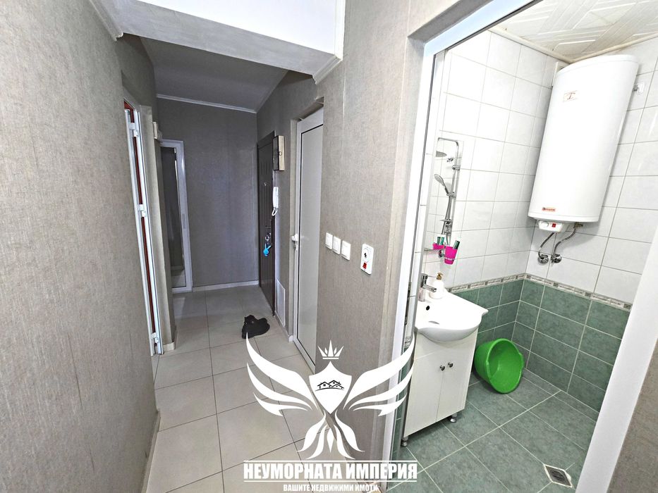 Продавам тристаен апартамент 115кв.м. 4ет. в гр.Асеновград до Пазара