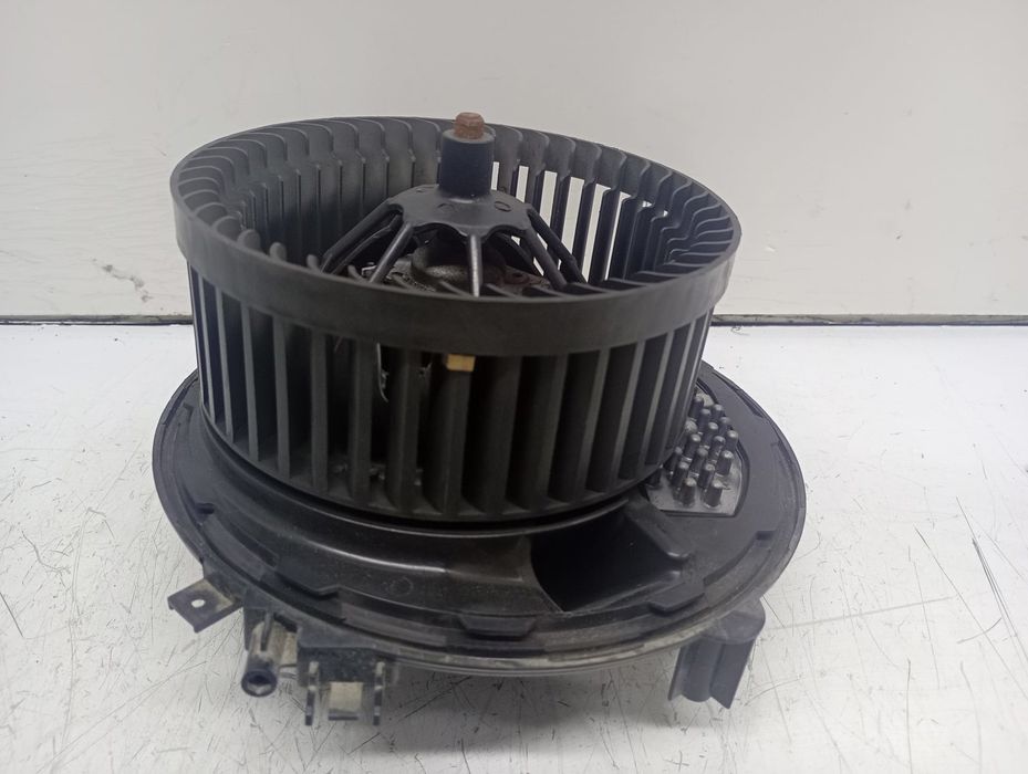 Motoras aeroterma 5Q1819021B Seat Leon 3 (5F) (2012 - 2016) 1.6 tdi CXXB