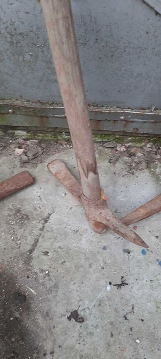 кирки - ковани, с дръжки