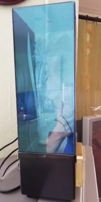 Продам красивый светильник с часами