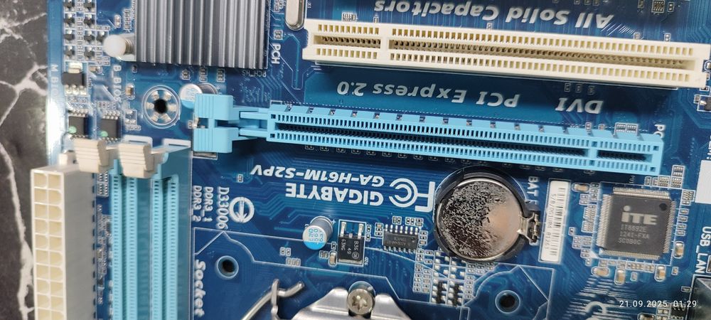 Материнская плата 1155