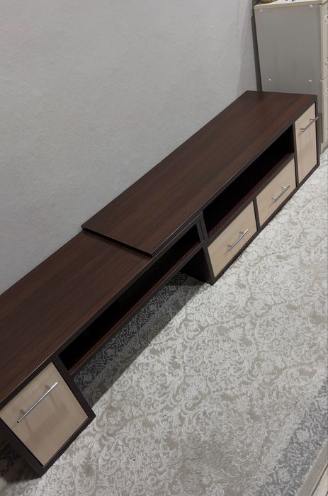 Продам тумбочку под телевизор