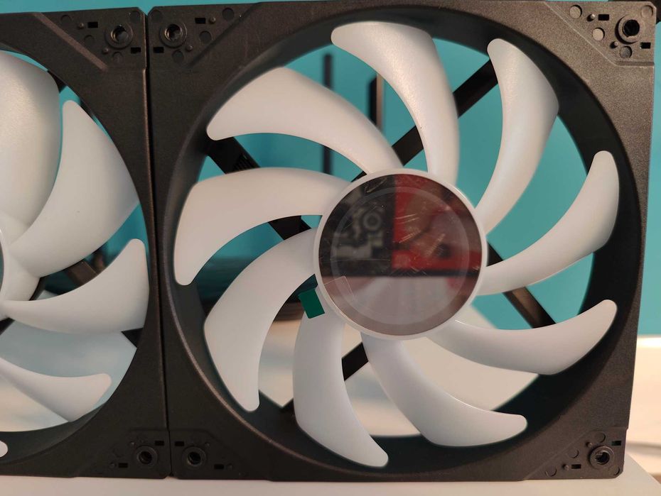 Ventilatoare NOI PHANTEKS M25 Gen2 PWM D-RGB 140mm PH-F140M25_G2_DBK01