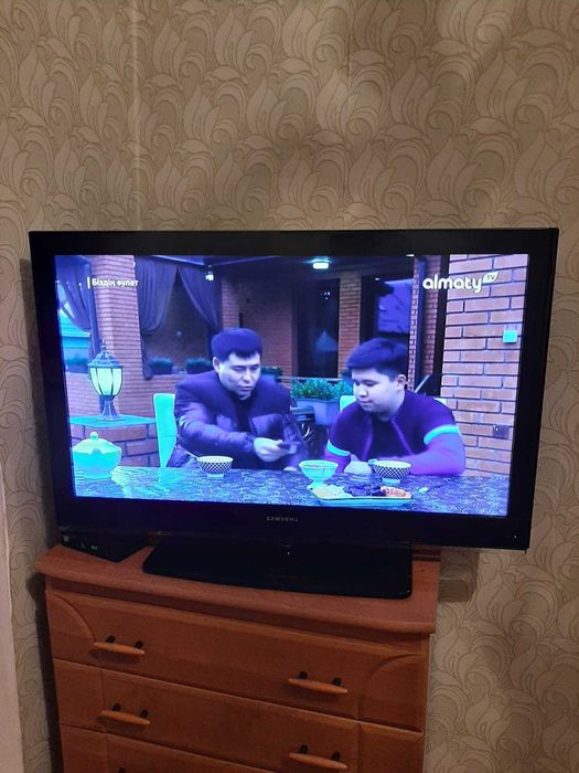 Продам телевизор LG