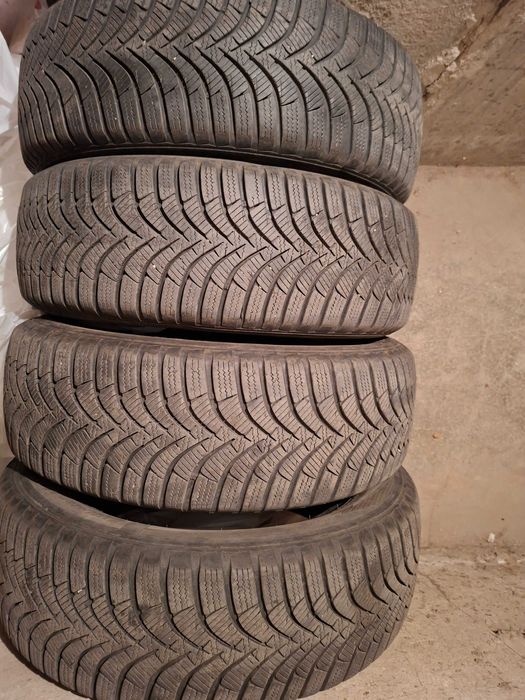 Зимни гуми - HANKOOK-185/60R15