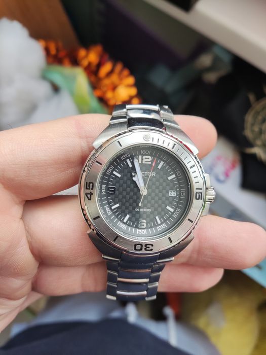 Няколко мъжки часовника