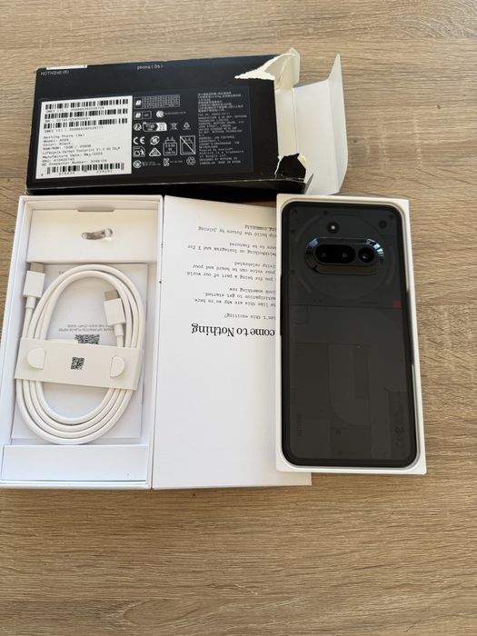 nothing  phone 3a  12/256 GB NOU