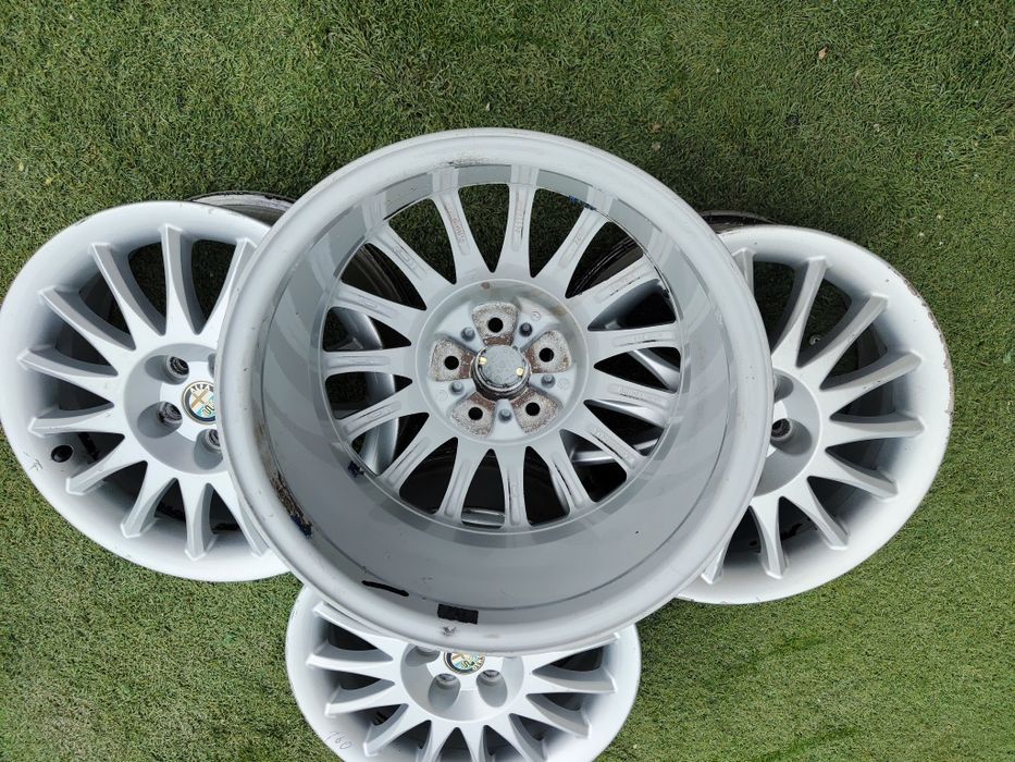 16 5x98 Alfa Romeo лети джанти 5х98