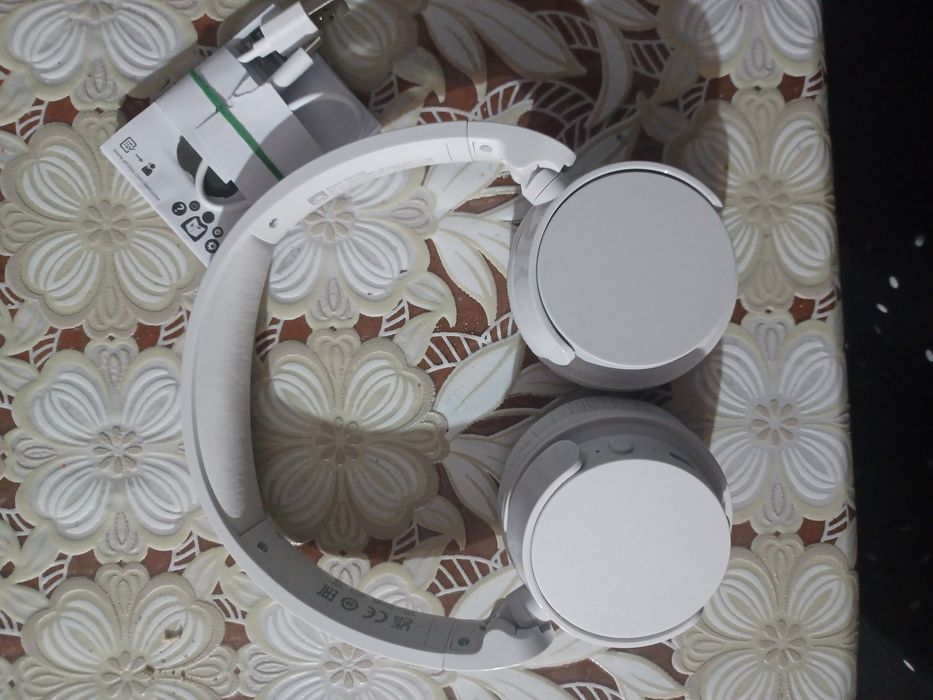 Безжични слушалки Philips