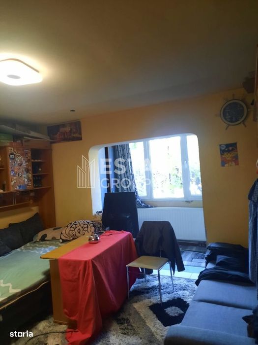 Apartament 3 camere, decomandat, parter
