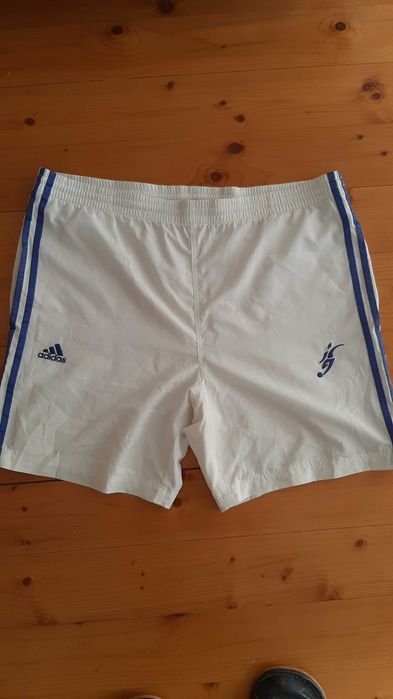 Vand pantaloni scurti (Adidas,Nike,etc) pt. sport/baie originali!