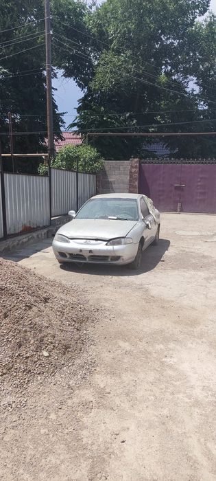 Hyundai Avante 1996года