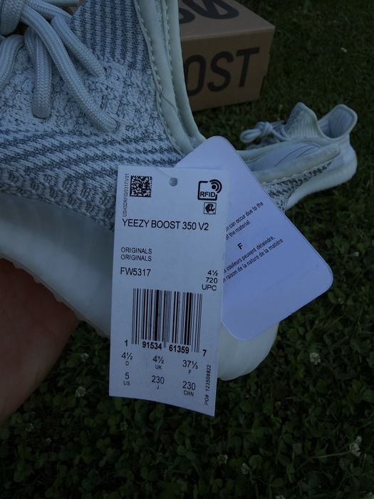 Adidasi Yeezy Cloud White Reflective / Premium / 2026