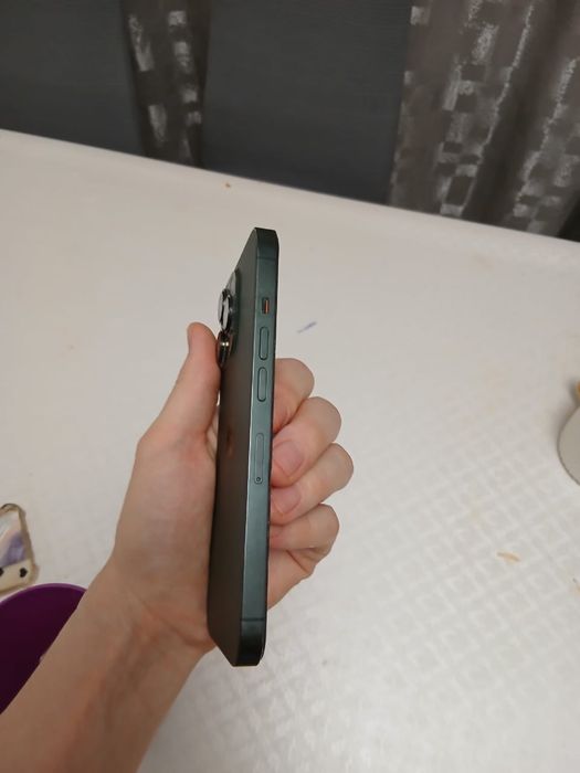 продам айфон 13про