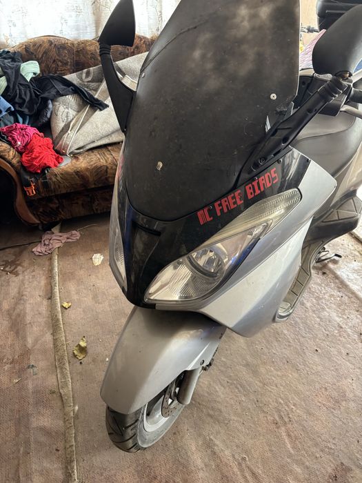 Априлия Атлантик