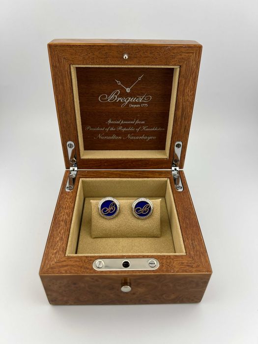 Запонки Breguet Cuffinks