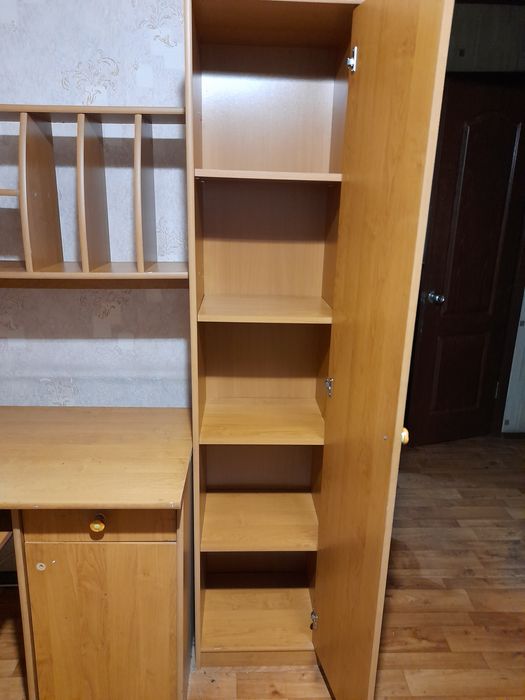 Шкаф для одежды б.у.
