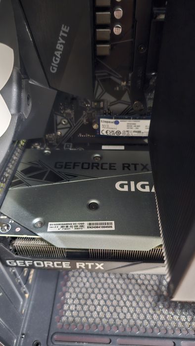GIGABYTE GeForce RTX 3060 GAMING OC Edition 12G
