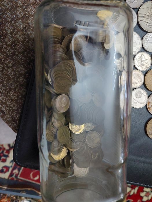 Продается разные монеты