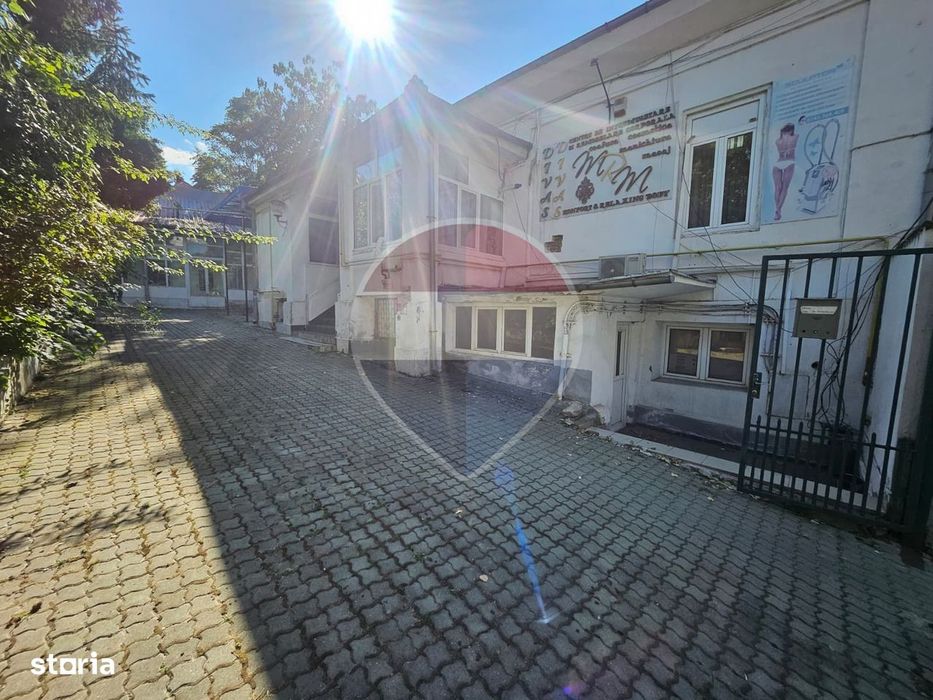 Casă / Vilă cu teren de inchiriat Km 0 langa Primarie