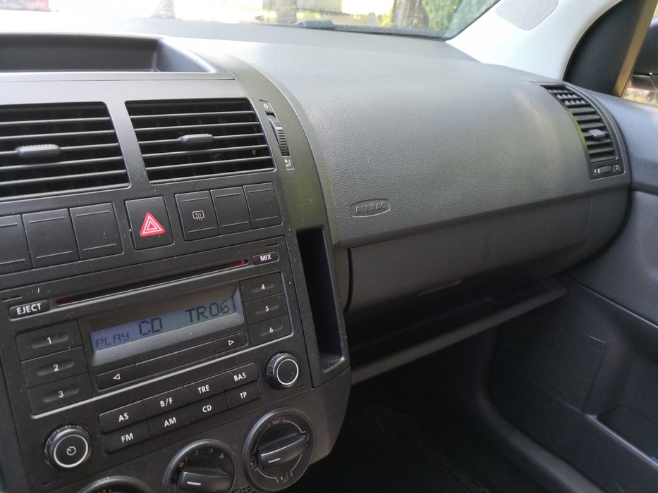 Volkswagen Polo 1.2 benzina 90.500 km reali masina tinuta in garaj