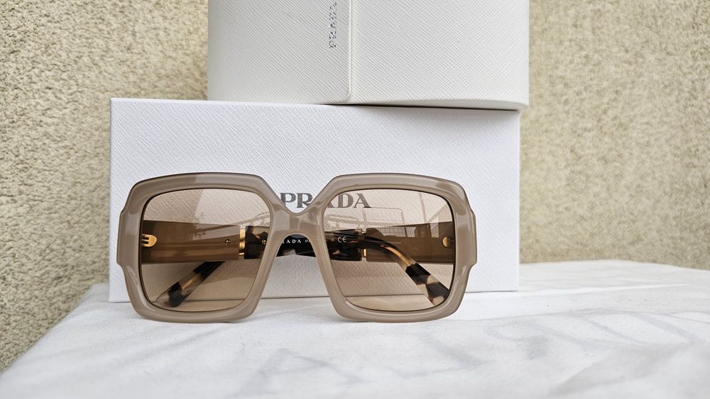 Prada слънчеви очила