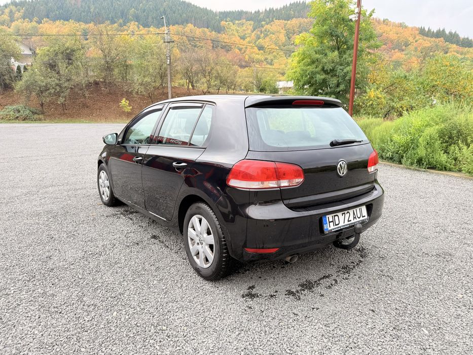 VOLKSWAGEN Golf 2010 — imagine 4