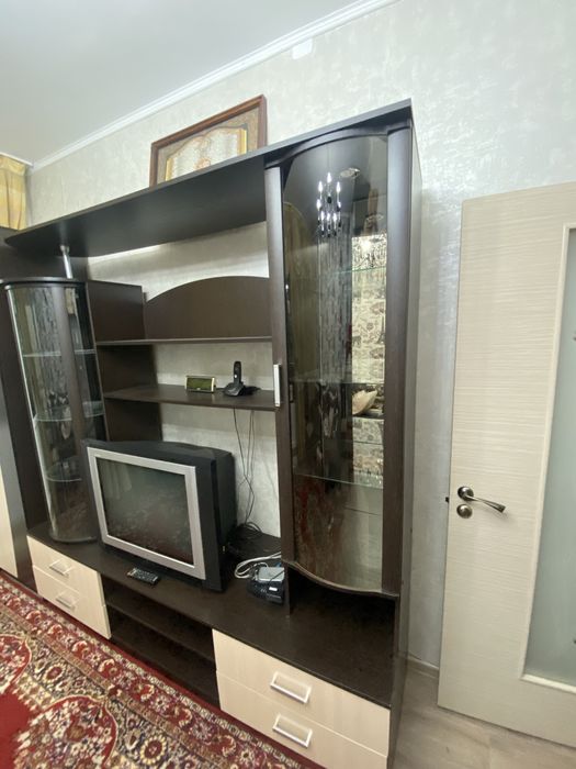 Стенка для зала в хорошем состоянии