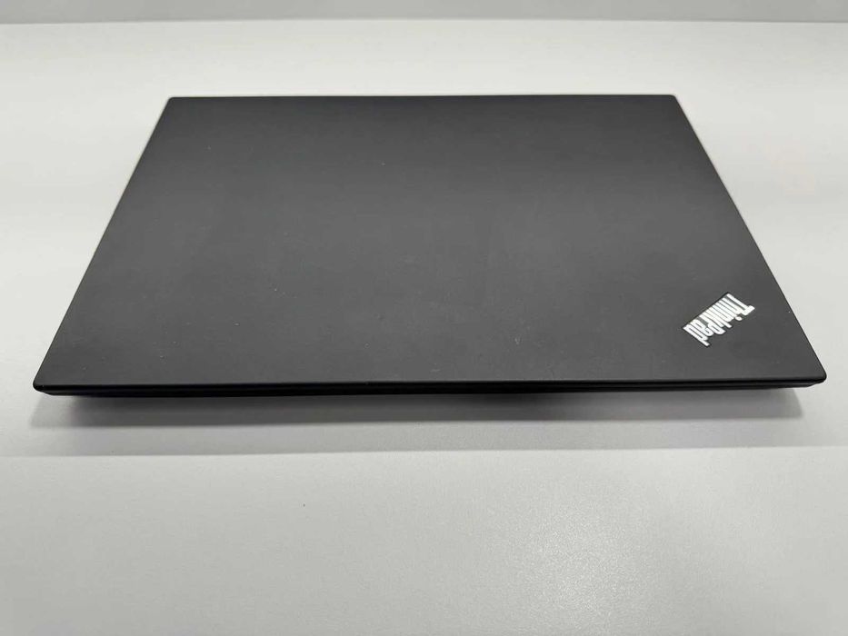 Laptop SH Lenovo Thinkpad T490 i5-8265U 12gb RAM NVME 256gb bat noua
