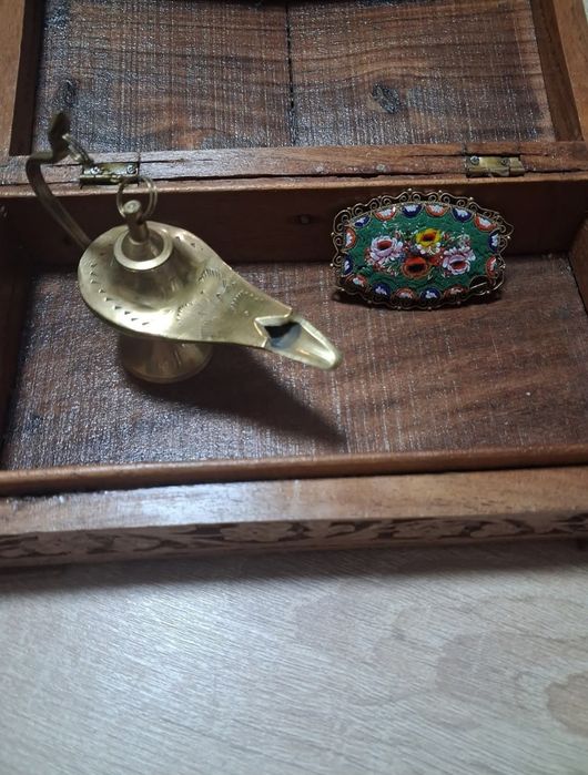 Брошка Винтидж италианска микромозайка  лампа на Аладин