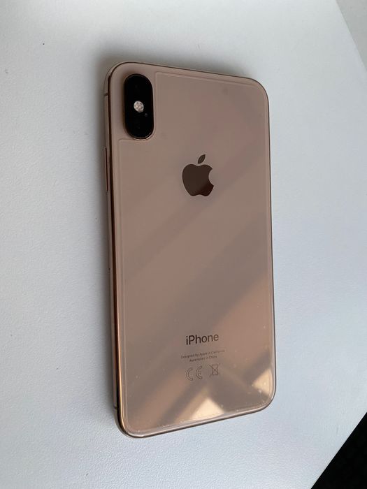 iPhone XS 64mb с кутия