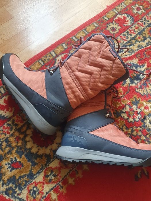 Ботинки Adidas фирменный