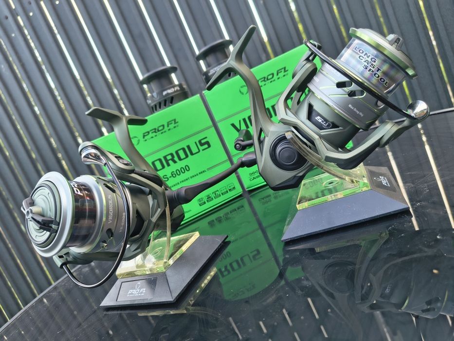 Set 2 mulinete PRO FL Vigorous 6000 5 +1 rulmenti new 2026