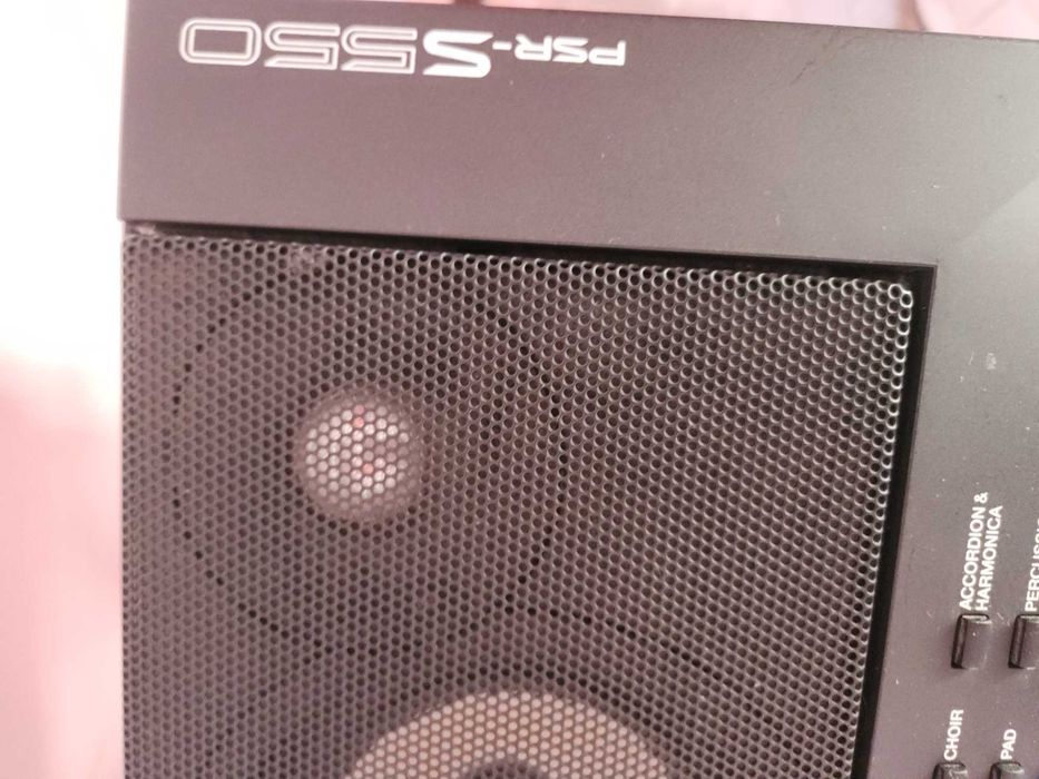 Синтезатор Yamaha PSR-S550 (Arranger Workstation)