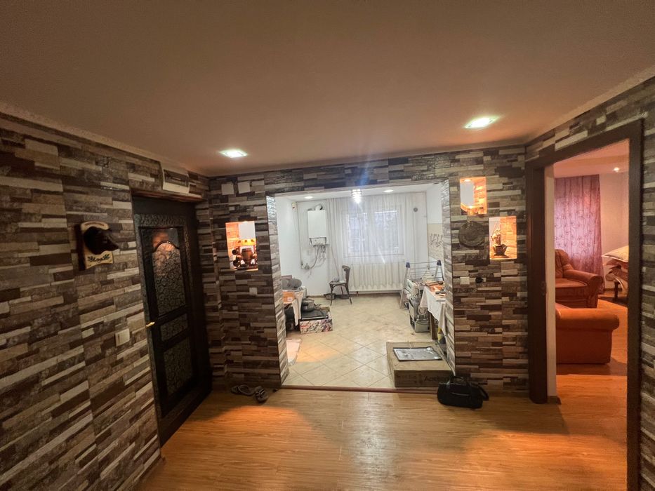 Vane apartament în rovinari