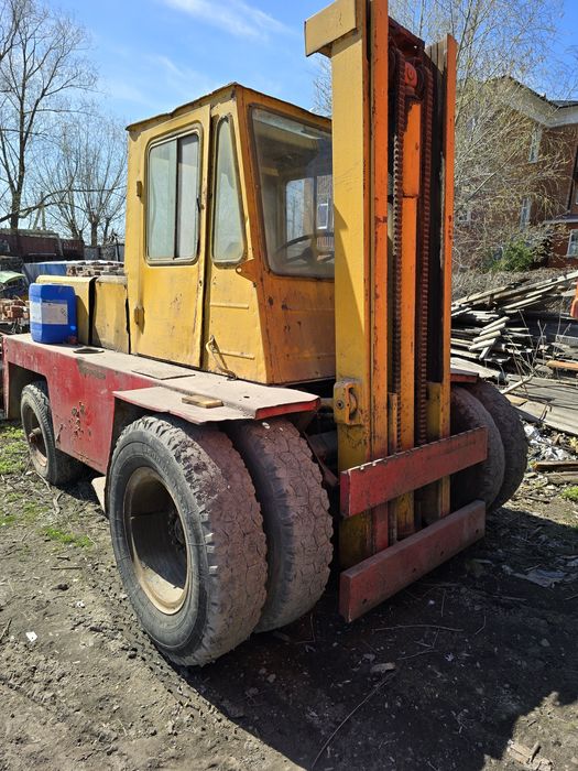 Продам погрузчик