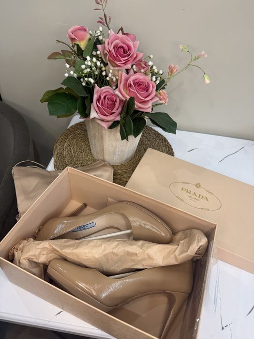 Оригинальные туфли Prada